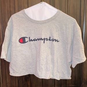 cropped champion tshirt